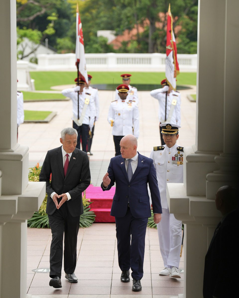 New Zealand and Singapore are long-standing and trusted friends working together to navigate an increasingly complex world. Thank you for welcoming me to the Istana Prime Minister @leehsienloong.