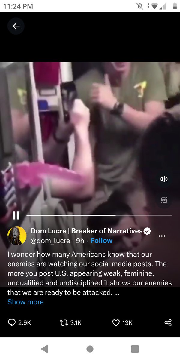 ReggieMatthews6's tweet photo. @GuntherEagleman White boy deep throating pink penis while all his friends cheer totally normal behavior lmao https://t.co/4ZqyZZx0dl