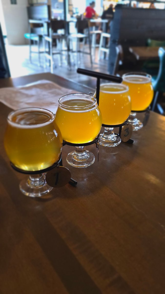 HHDesMoines's tweet photo. Great return visit to Central Standard in Waukee, Iowa for Happy Hour and dinner.  Click on the link for the full review with pictures, map and more details.
https://t.co/pbpWNBdUDS
#foodanddrinkguy #foodanddrink #restaurantreview #restaurant https://t.co/oHbL1PrGmJ