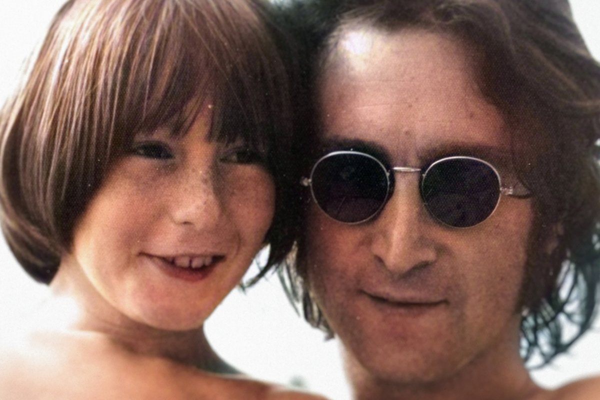 ジョンとヨーコの個人秘書が2人の関係が破綻した時にオノ・ヨーコから「あなた彼氏いる？いないのね？じゃあジョンと付き合いなさい」と命じられてジョン・レノンの恋人になって1年半同棲する映画を上映します。実話です。秘書本人が彼女の立場から当時を振り返るドキュメンタリーで…めちゃ面白いです