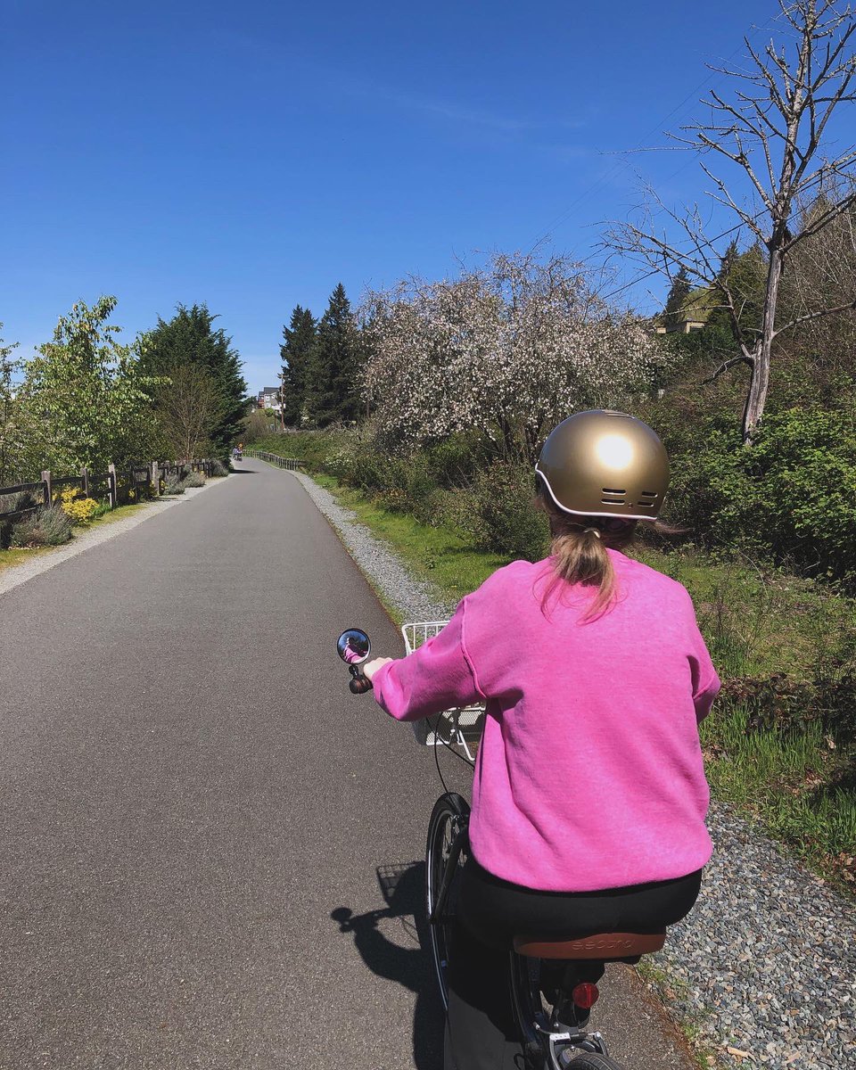 krsextonart's tweet photo. each and every time I get on this bike I feel happy to be alive https://t.co/1Ozf3b9cTr