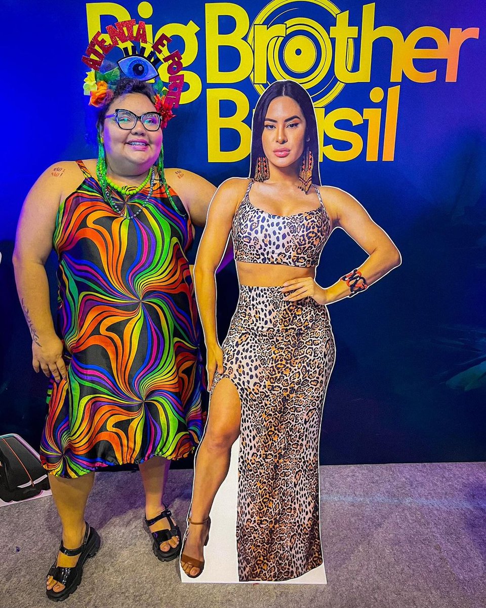mi_andrews's tweet photo. Eu e Isabelle futura campeã do #bbb24 #isabellecampeã #teamisabelle #voteisabelle https://t.co/rIgQZJncgK