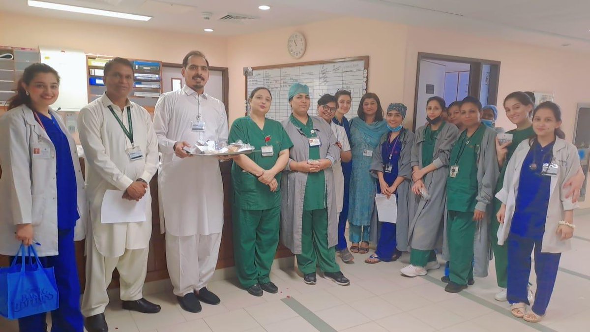 AKUObGyn's tweet photo. Our faculty, Pg trainees and nurses celebrated Eid with our patient. Sharing some moments of the occasion. https://t.co/CtyoquvU4h