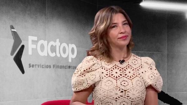 copano's tweet photo. 🚨 VIDEO | Pancha Merino se detona en vivo por caso Factop: "Al fin un gobierno está metiendo presos a estos gallos" https://t.co/QCUPFzH0SH https://t.co/RUZ3dPWBvG