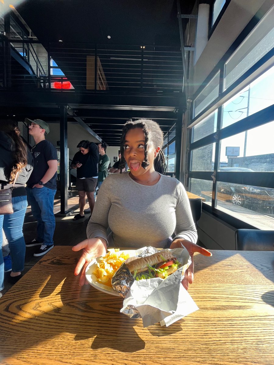 🌯