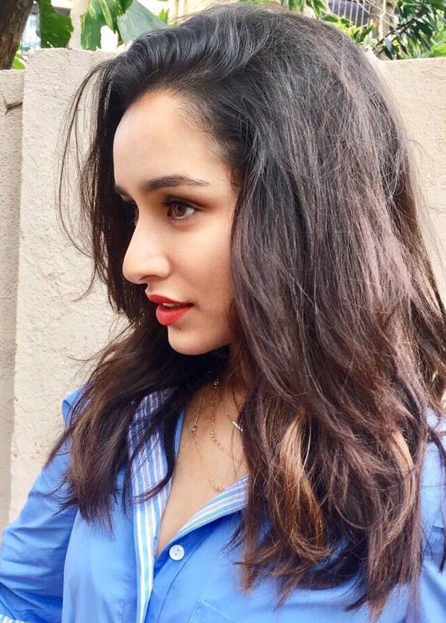 shraddhaaloops's tweet photo. shraddha kapoor is the prettiest https://t.co/TtUukcMsUc