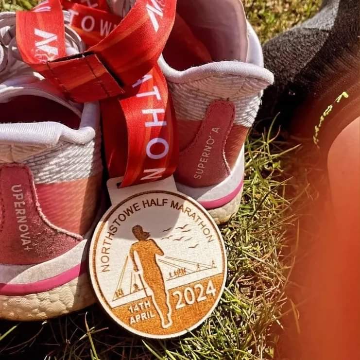 Medal Monday 🏅 Acorn 5k or half marathon, which one did you get yesterday? We want to see them, so please make sure to tag us in your posts and stories 😊 Photos are still uploading. Make sure to check later if you got them all 🙌 #northstowe #medalmonday #northstowehalf