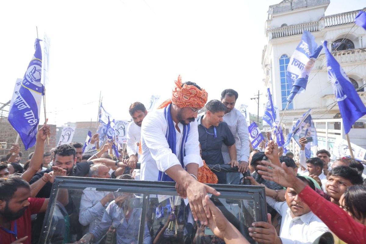 इस प्यार के लिये नजीबाबाद (नगीना लोकसभा) के साथियों का दिल से आभार।