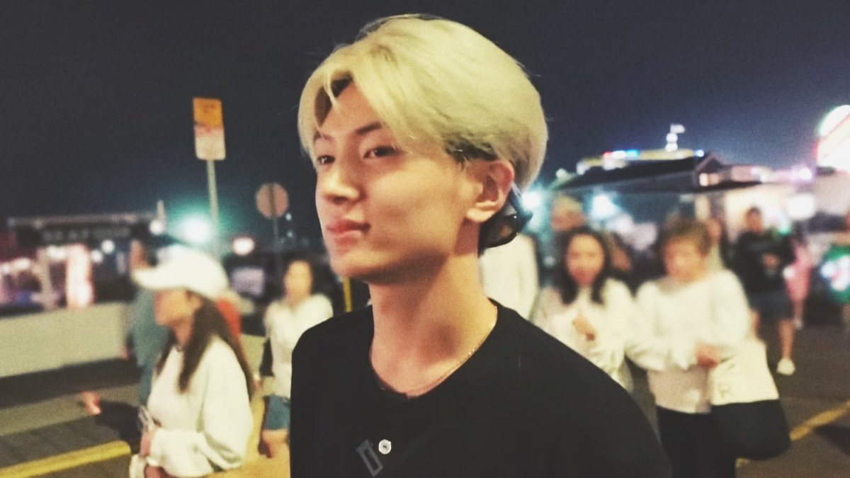 jongseongsfilm's tweet photo. boyfriend-coded jay in film ♡ https://t.co/YgwKNnT5GQ
