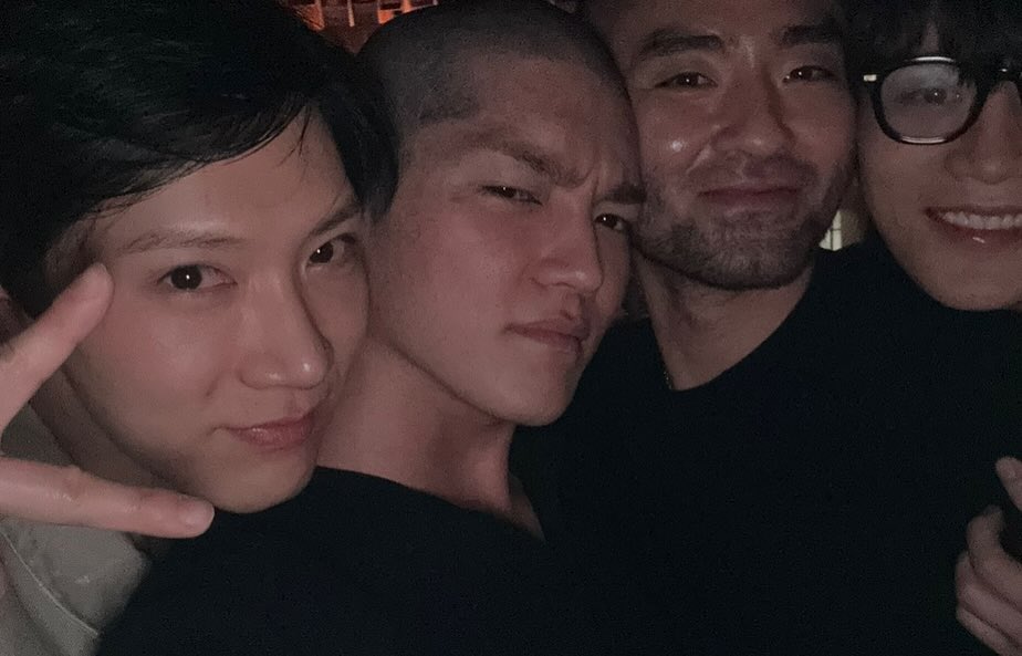 the813Degrees's tweet photo. มาส่งพี่คนแรกเข้ากรม ㅜㅜㅜㅜㅜㅜㅜㅜㅜㅜㅜㅜㅜㅜ https://t.co/aMVcXVHovE