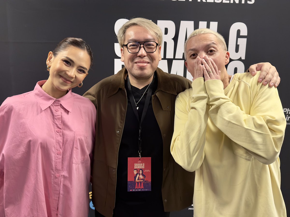 Grabe sila! I will always be in awe of Sars and Coach B kasi chill na chill lang sila bilang mga tao tapos pagsampa sa stage, nagta-transform! 👏🏻 

Ang saya nila dito kasi pack up na kami!

Yung first pic, sabi ni Sars, "ang tangkad mo kuya Macoy!" Haha kaya tumingkayad sya haha