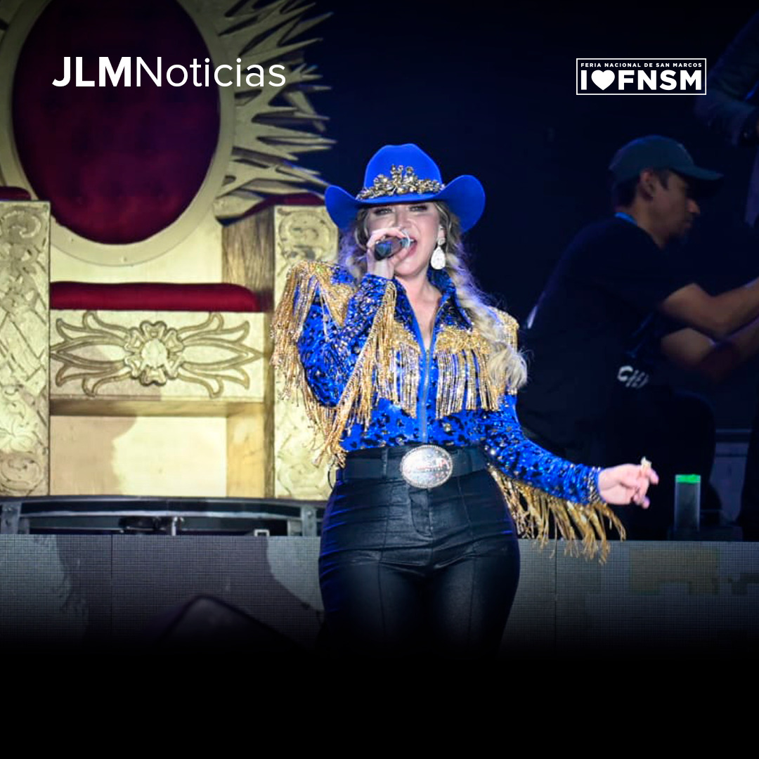 JLMNoticias's tweet photo. #FNSM2024 | Alicia Villarreal inició su concierto en el Foro de las Estrellas de la Feria Nacional de San Marcos con miles de fans, que comenzaron a cantar con ella "Te quedó grande la yegua".
#JLMNoticias #Aguascalientes #Ags #FNMS https://t.co/diiLcSexED