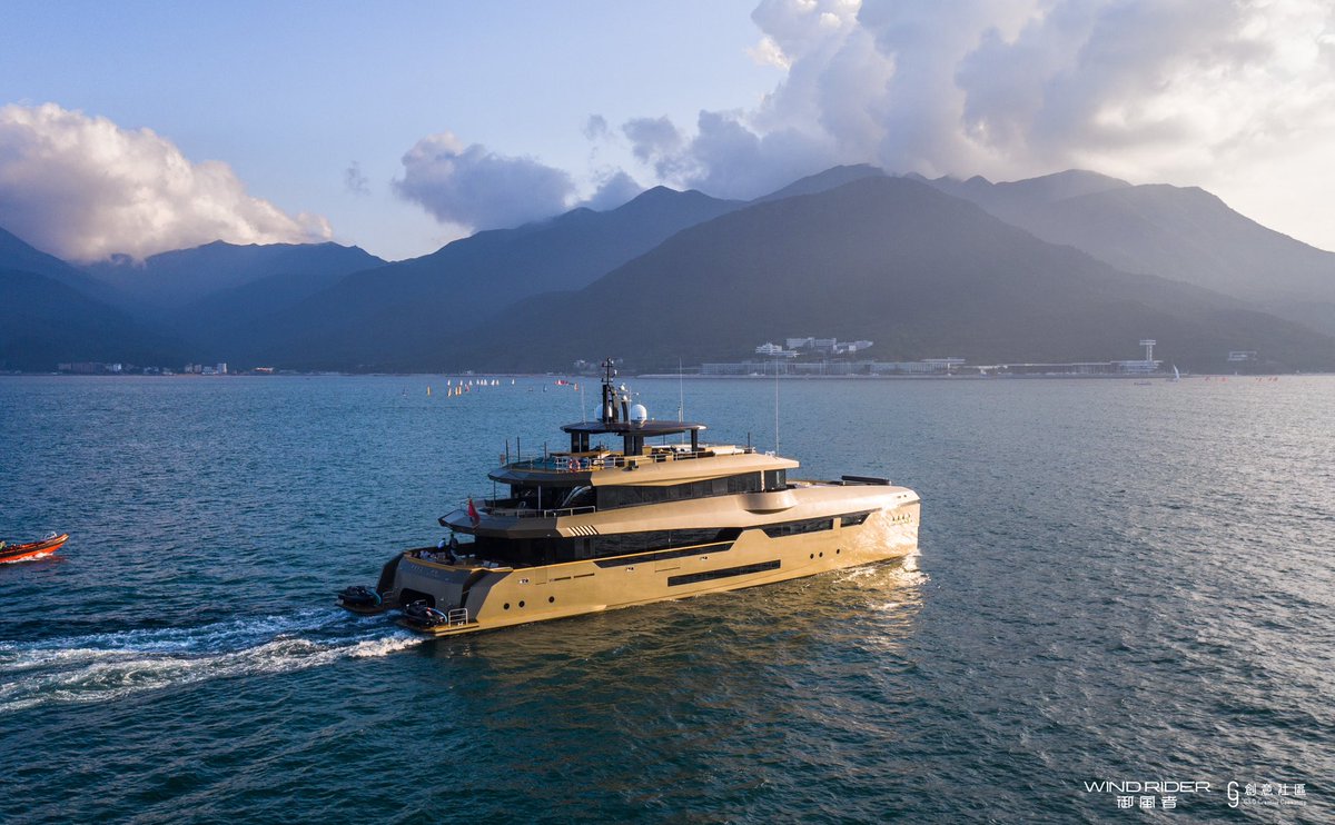 HeyseaYachts's tweet photo. How’s this for a Big Cat ?
Delivered in 2020 Built by Heysea and a precursor to our new range the Vista  series.  New 75’ cat in its way. 
#bigcatamarans #multihulls #cruisingmultihulls #powercats https://t.co/RxymY3VTLI