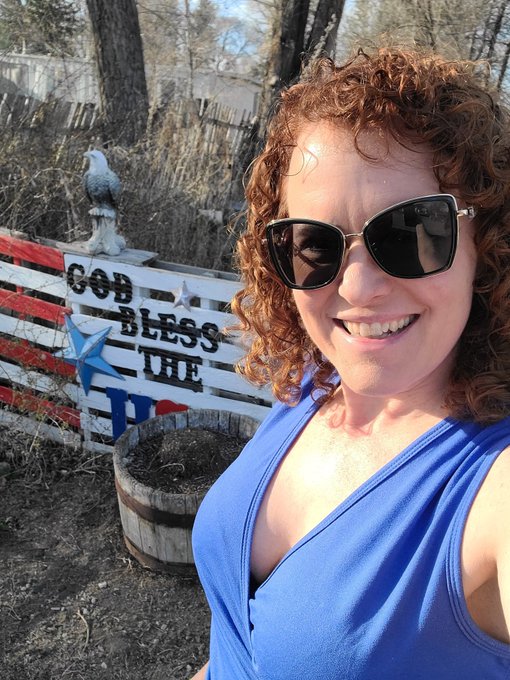 I've had a good time visiting family in Idaho this weekend. https://t.co/7psS4izoyq<a href="/tag/sparkle"class="tags"><span>#sparkle</span></a><a href="/tag/party"class="tags"><span>#party</span></a><a href="/tag/redhead"class="tags"><span>#redhead</span></a><a href="/tag/milf"class="tags"><span>#milf</span></a><a href="/tag/greendress"class="tags"><span>#greendress</span></a><a href="/tag/masquerade"class="tags"><span>#masquerade</span></a>