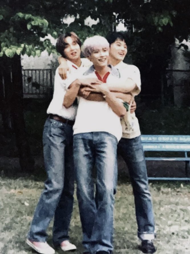 Ieemarkees's tweet photo. :( https://t.co/UArddGlcwY