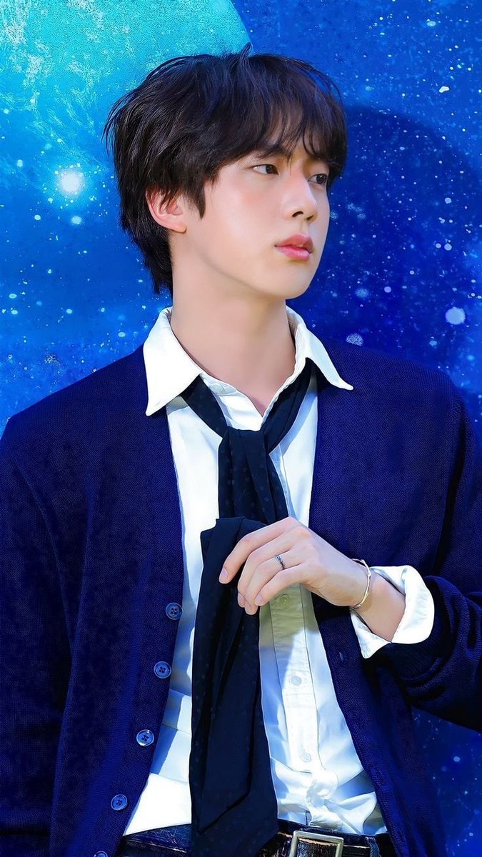 seokjinism1's tweet photo. JIN now ties with RM, Lisa and Somi as the 5th Korean/K-Pop Soloist having MOST SONGS reaching 100 Million streams on Spotify (4 each)!

CONGRATULATIONS JIN
#방탄소년단진 #JIN #BTSJIN #ジン https://t.co/FeBW5EwJW1