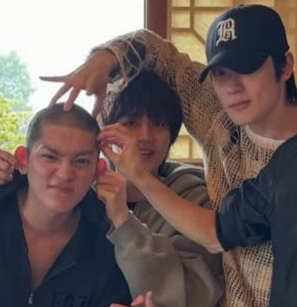 bogsunga0214's tweet photo. ジェヒョンちゃんテヨン君はボーリングの玉ではありませんwwwwwwwwwwwwwwwwwwwwwwwwwwwwwwwww https://t.co/UE09lQSwLr