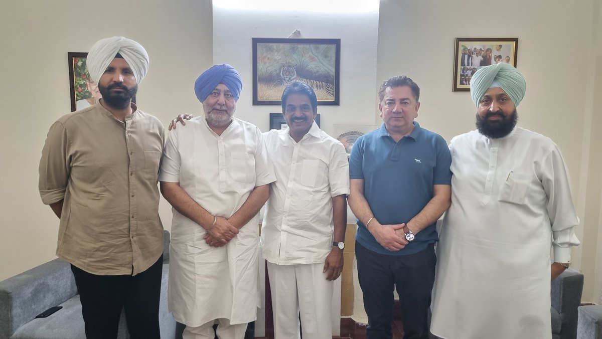 JasbirGillKSMP's tweet photo. The beginning of new journey 
नए सफर की शुर���आत 
ਨਵੇਂ ਸਫਰ ਦੀ ਸ਼ੁਰੂਆਤ https://t.co/f7o7jK8PEm