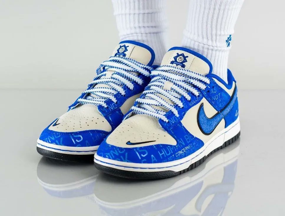 JustFreshKicks tweet media