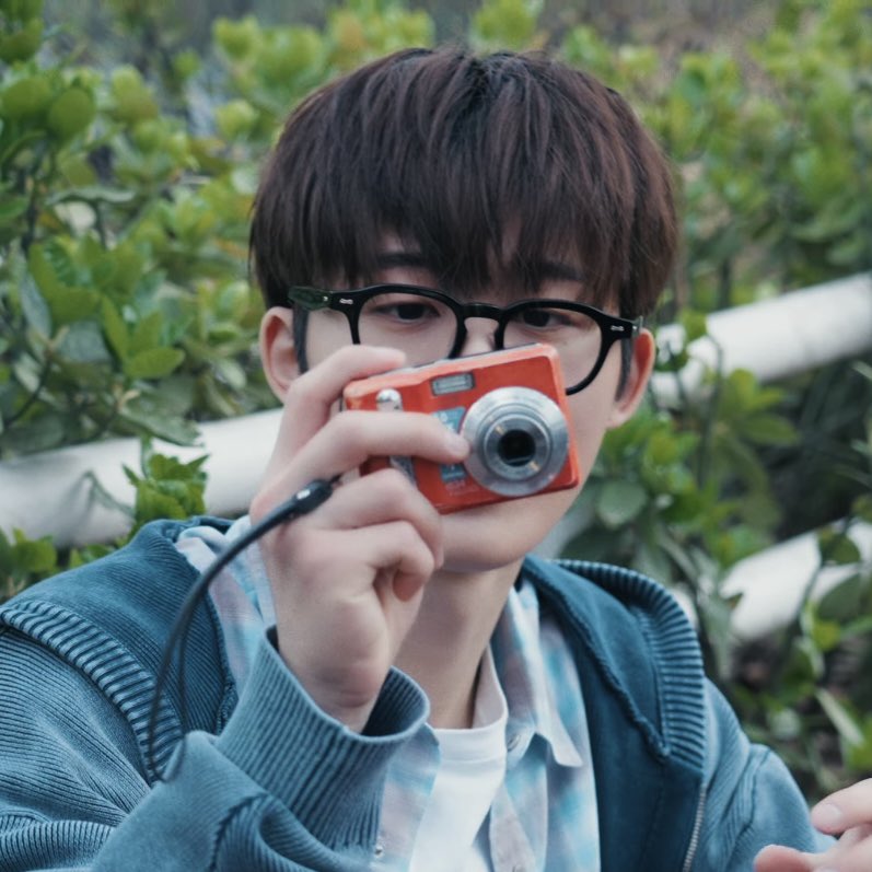 _binkyt's tweet photo. DEMO ‘이야기‘ Lyric Video - B.I (비아이)

Link: https://t.co/J2duhIdRAm https://t.co/vNOwIaPEn2