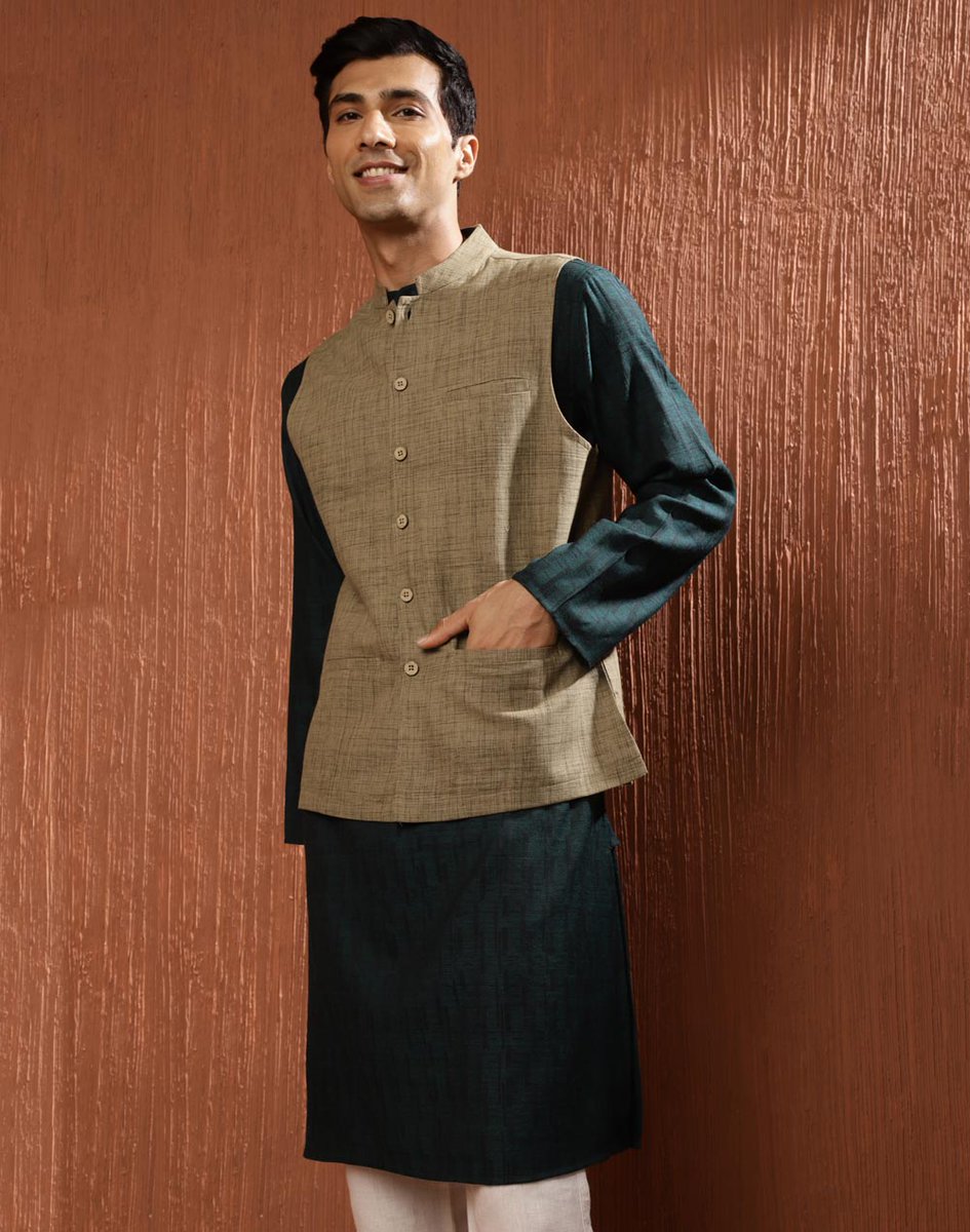 AllienZane's tweet photo. Buy Nehru Jackets For Men Online, Modi Jacket at Fabindia
Shop Nehru Jacket for Men Online. Buy from a wide range of handwoven Modi jackets, and Cotton Jackets for Men at Fabindia. ✯COD ✯Easy Returns ✯Free Shipping*

Visit :- https://t.co/L3eRC1CKdZ
#fabindia #nehrujackets https://t.co/mfmHYo6r1S