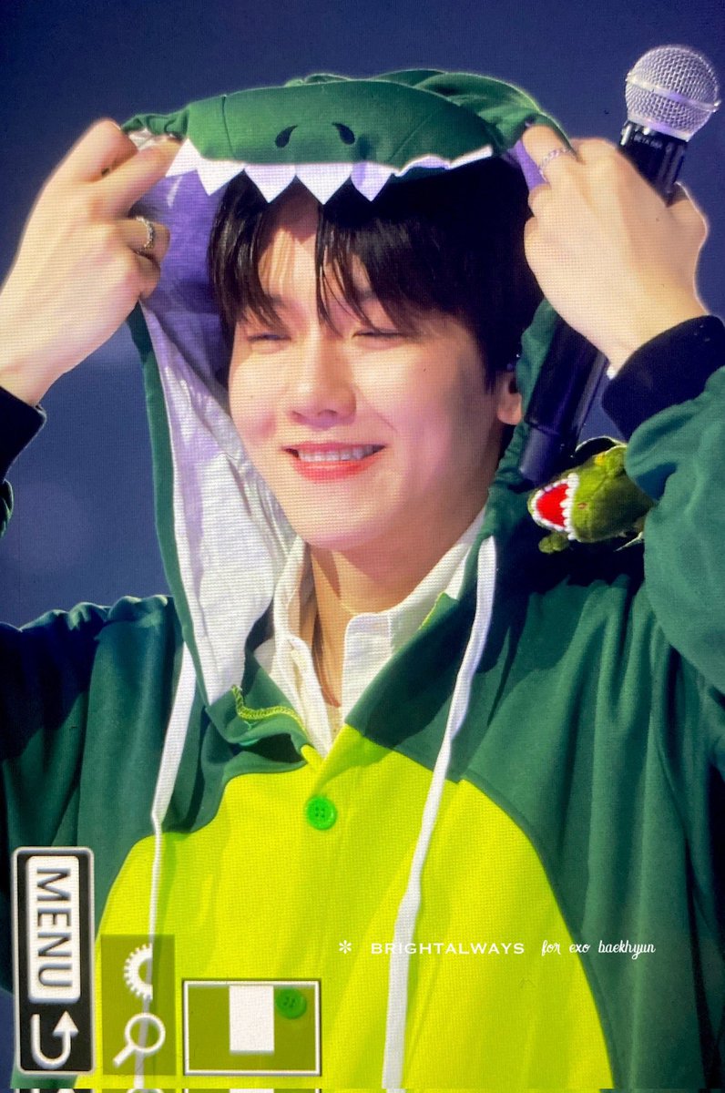 Bobohuble's tweet photo. baekdino rawrrrr 🦖💚 https://t.co/INGScGZxc6