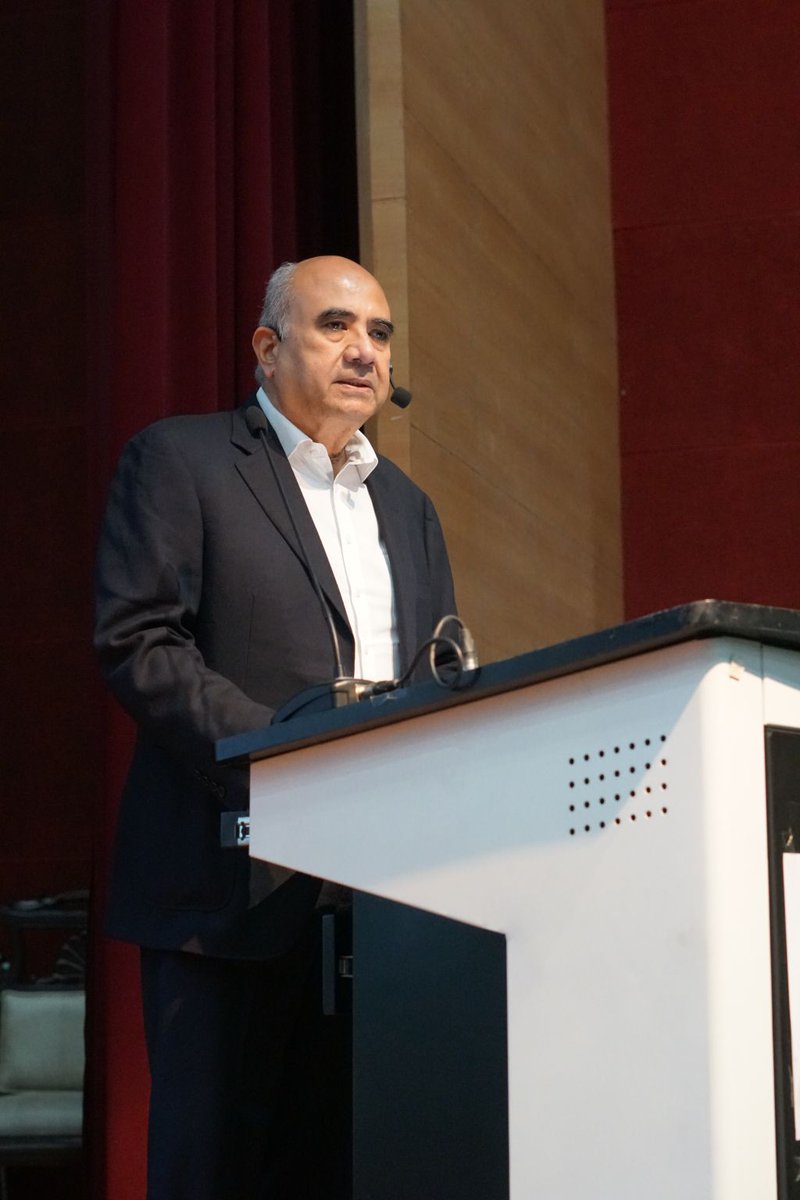 Dir_IIT_Mandi's tweet photo. Hosted Hrishikesh Mafatlal Ji @iit__mandi for an institute colloquium on Valued based leadership. The talk was well received -  based on the life of Mr Arvind Mafatlal who was simultaneously an industrialist, philanthropist and spiritualist. 
@EduMinOfIndia @nasscom @ficci_india https://t.co/ru5vjRWNC8