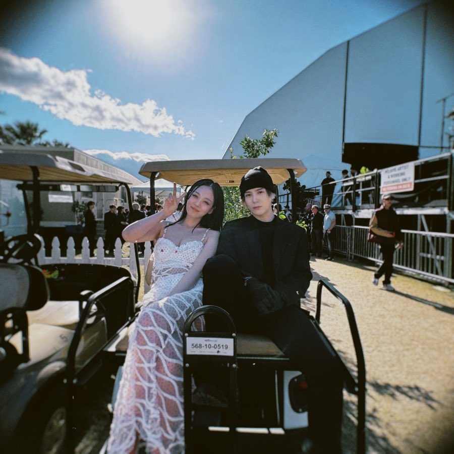 #JacksonWang & #BIBI looking hawt together before their performance at #Coachella...👏👨‍🎤👩‍🎤📸🎤🏜️🌟🌟👑👑❤️‍🔥 #JACKCHELLA #BIBICHELLA #JacksonWangCoachella #BIBICoachella #Coachella2024 #88risingCoachella