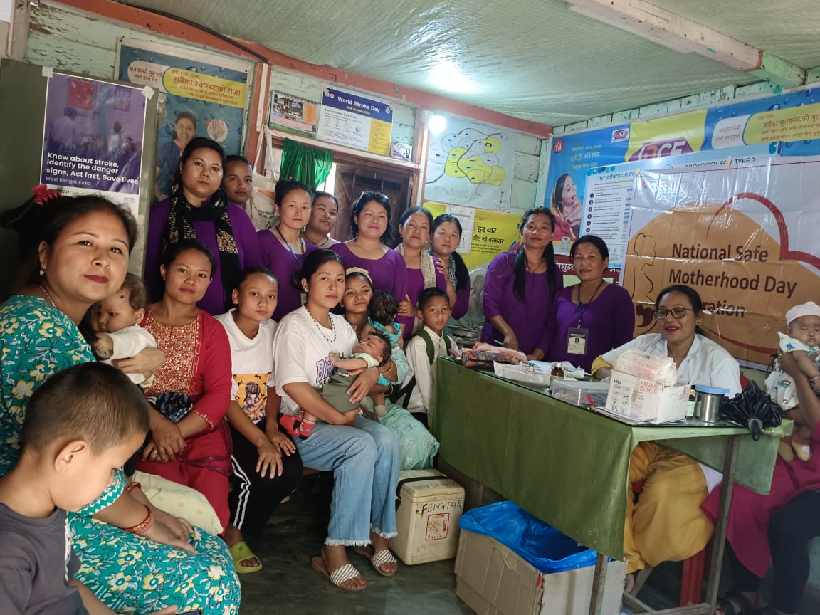 On April 11, CINI commemorated #SafeMotherhoodDay with the support of the #axisbankfoundation, spanning across West Bengal, Jharkhand, and Odisha. It's a collective endeavor to enhance #maternalhealth aiming to secure a healthy beginning for #motherandchild.