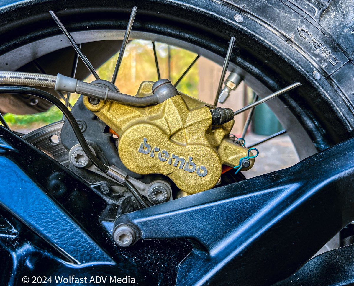 Wolfast_805's tweet photo. I Don’t Know if it’s Art, but I like it!!! #bmwr1200gsa #advmoto #rallye #bmwr1200gsarallye @BMWMotorradUSA @carolinasbmwmoa @BMWMOA https://t.co/Mznhcnj93V