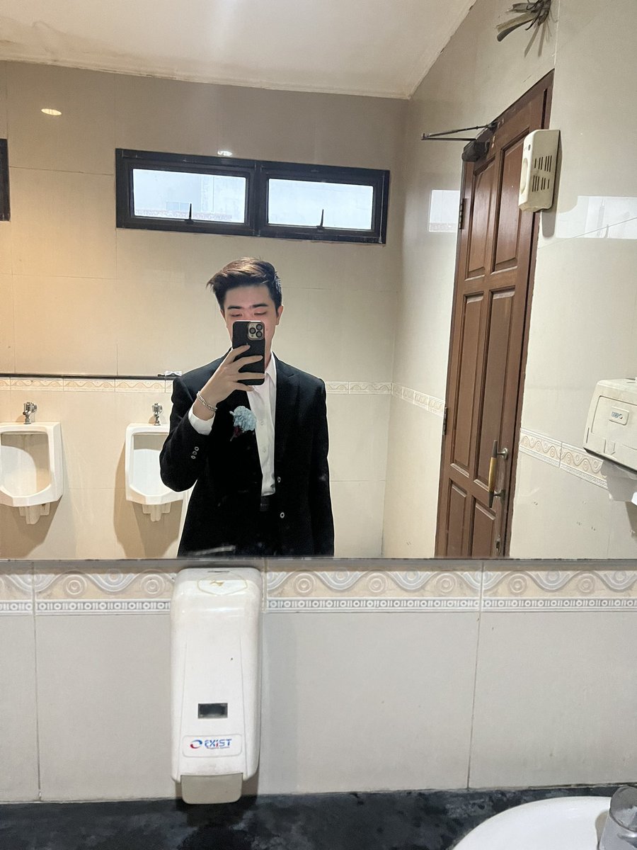 doesnt23's tweet image. 