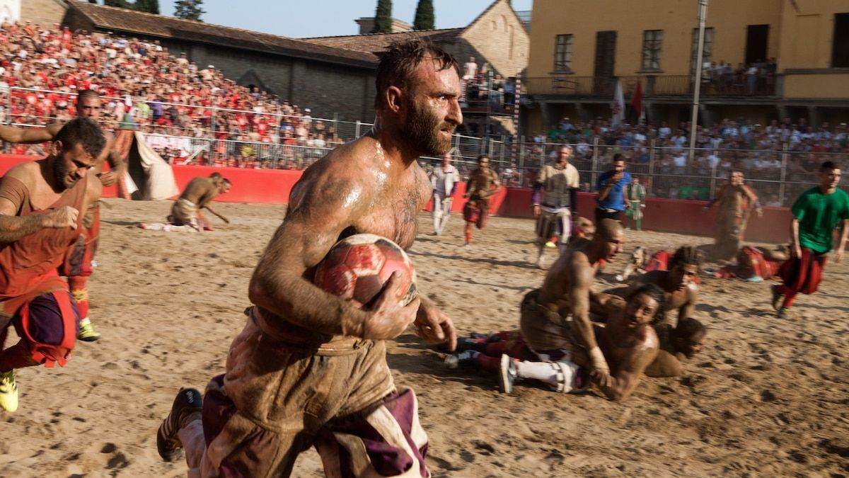 The extremely violent and obscure Italian sport that inspired modern American football, soccer and rugby buff.ly/4aFwyaq #sports #culture #europe