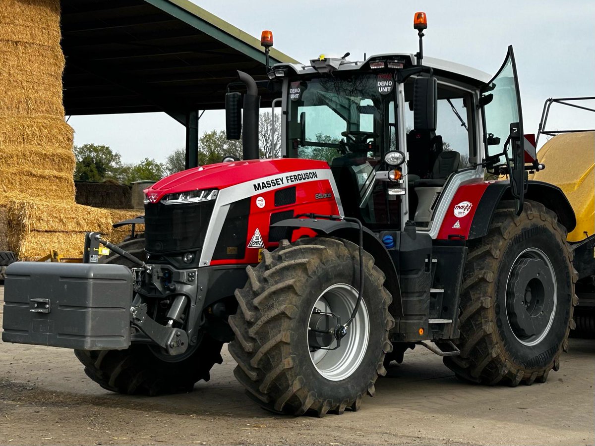 This Massey Ferguson 8S.305 is showcasing its superpowers while on a demo in Norfolk 🚜💪. #MasseyFerguson #MFBornToFarm #MF8S #Tractor #Farming