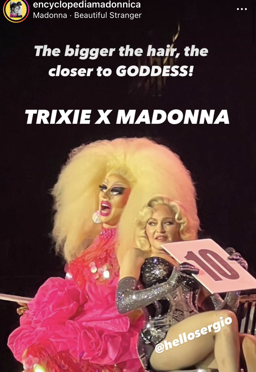 Fabulous portrait of @trixiemattel & @Madonna tonight in Austin! instagram.com/encyclopediama…