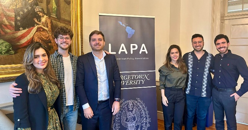 LAPA hosted <a href="/emmaferrario/">Emma Ferrario</a>, Argentine internationalist and politician, at <a href="/Georgetown/">Georgetown University</a> for the presentation of his book “Coordenadas para antisistemas”. When society loses confidence in leaders, questioning the system becomes urgent.