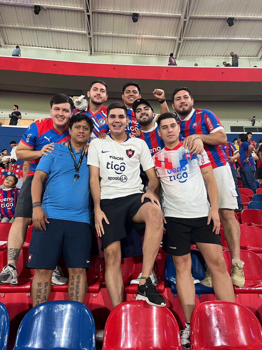 +3 Por el barrio 🔵🔴👊🏻