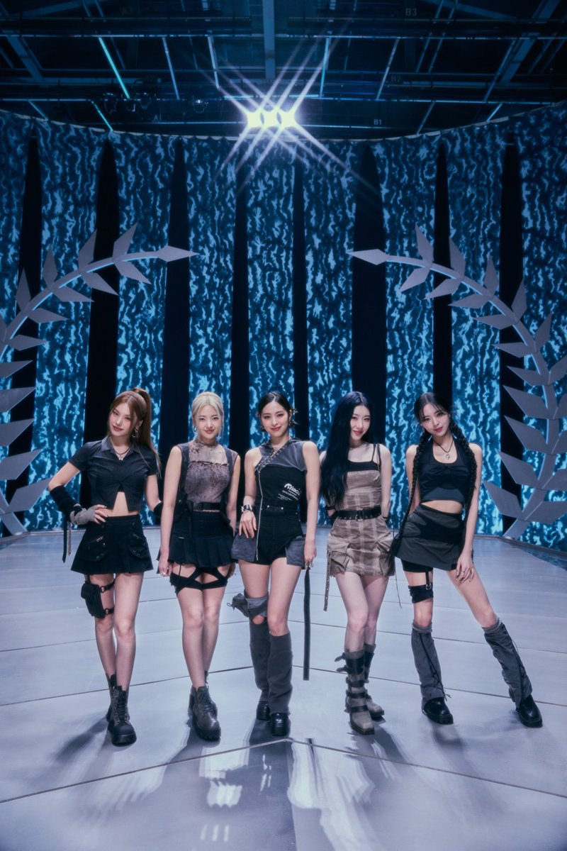 載せるのすっかり忘れてたんですが、、、
RINGOリュジンさんになりきりました❣️🍎
(こう見るとクオリティー低いかも🥹🙏)

#ITZY #RYUJIN #류진 #ITZY_RINGO #MIDZY