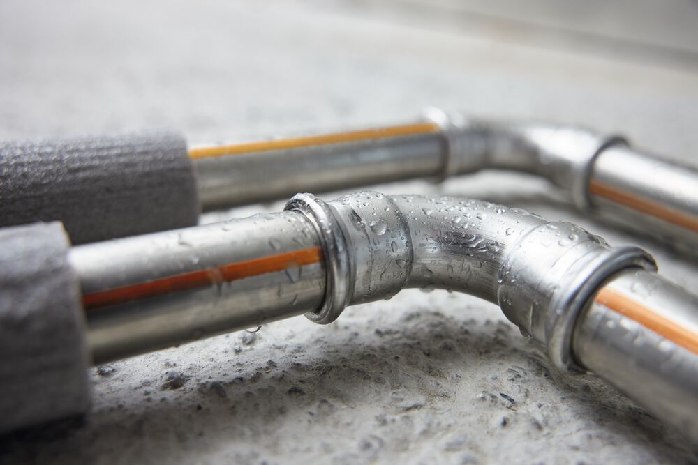 GeberitGroup's tweet photo. Planer und Installateure, aufgepasst! 🛠️💡 Mit #Geberit #Mapress Therm behaltet ihr bei jedem Temperaturunterschied einen kühlen Kopf – dank hoher Qualität zum günstigen Preis. Erfahrt, warum Mapress Therm die Zukunft der Heiz- und Kühlkreisläufe ist. https://t.co/snMp9FMKbo