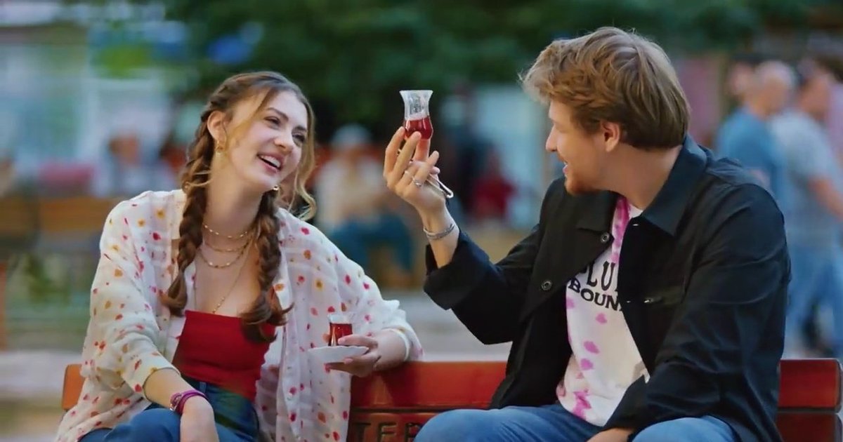softdizi's tweet photo. vou ser sincera, apesar de eu achar linda a química entre a esra e ozan eu acho que esra e çinar fariam um casal lindo #AşkMantıkIntikam #EsqueçameSePuder https://t.co/Sf3SB6w99B