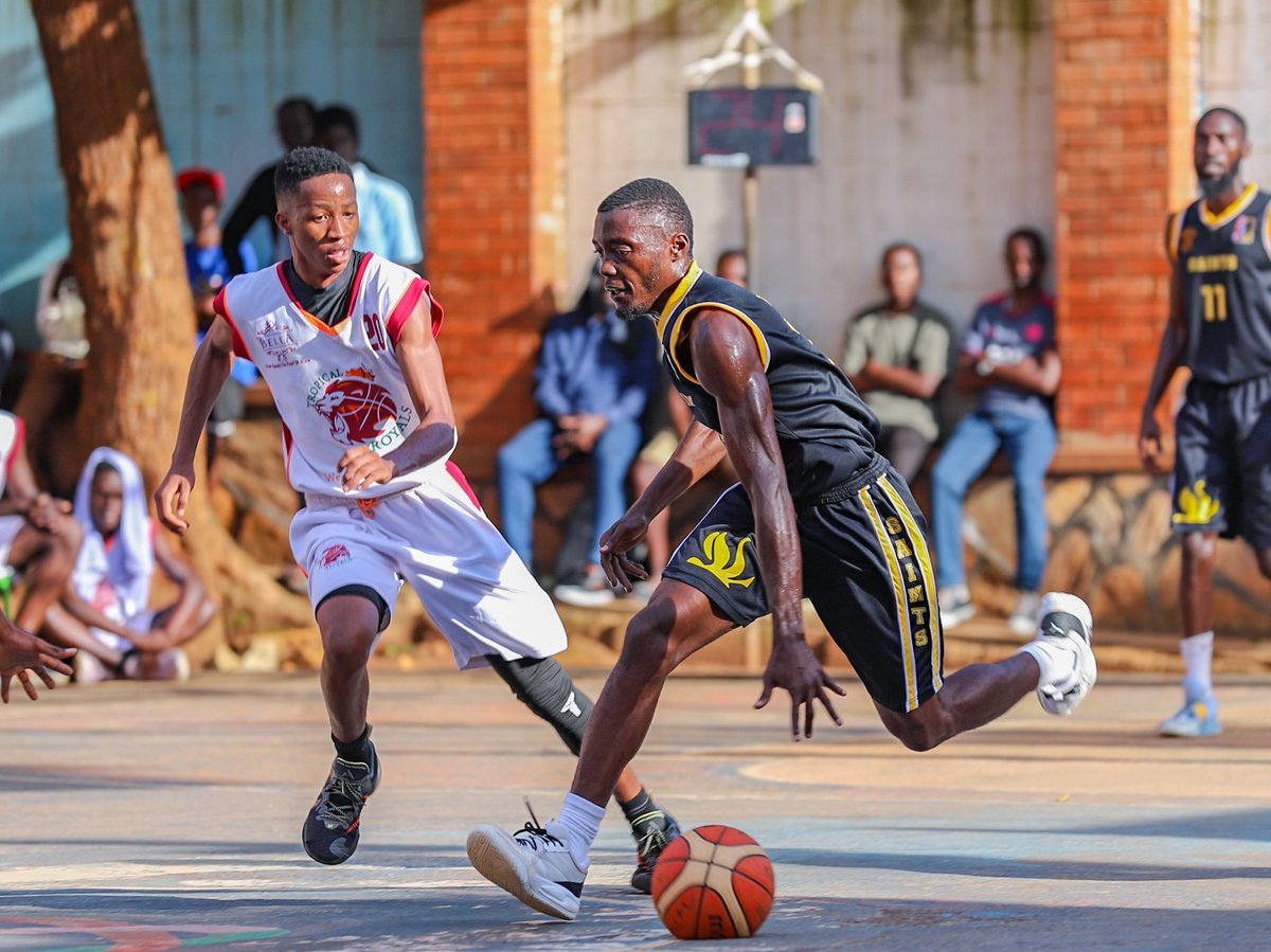 Sunday action 📸 📸 @Rogers_soUg #FubaDiv1