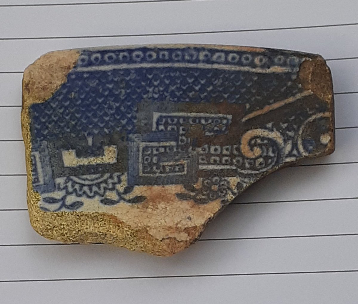 Found some nice old porcelain pieces at a stream draining into the western side of Port Levy, Banks Peninsula, Canterbury. I reckon it was made in the mid 1800s, based on an identical piece found at a 1857 shipwreck site in Scotland. A nice way to spend a Monday:)