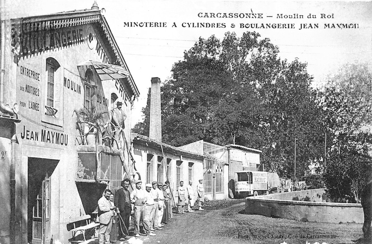 Minoterie et boulangerie sur l'île de la Cité à #Carcassonne début XXème.