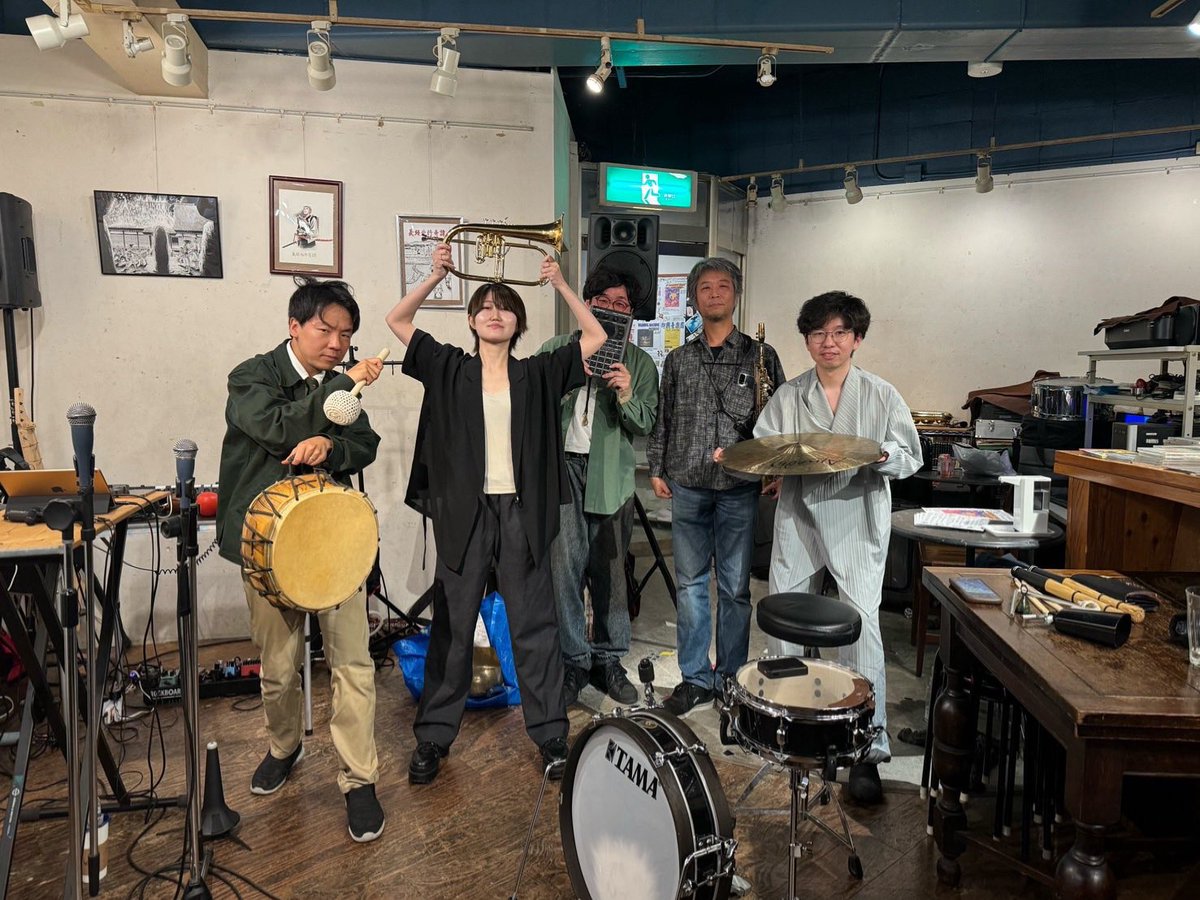 deonkundayo's tweet photo. Performed🗡️🫧
Thank you for coming yesterday!!

I enjoyed the new discoveries and sounds.
Let's perform together again!
Yippee 🙌 

🗡️Bulles chevalier (d'Éon&amp;Takumi)🫧 https://t.co/YOV5JG5GiG