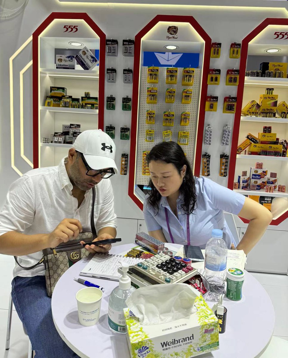 tigerheadchina's tweet photo. 🌟 Canton Fair Update! 🌟
Our booth is bustling with excitement! 🎉 The overwhelming interest and inquiries speak volumes about the appeal of our products. Come experience the energy for yourself – don't miss out! 💼 
#CantonFair #madeinchina #alkalinebattery🚀 https://t.co/cJmDynQnUU