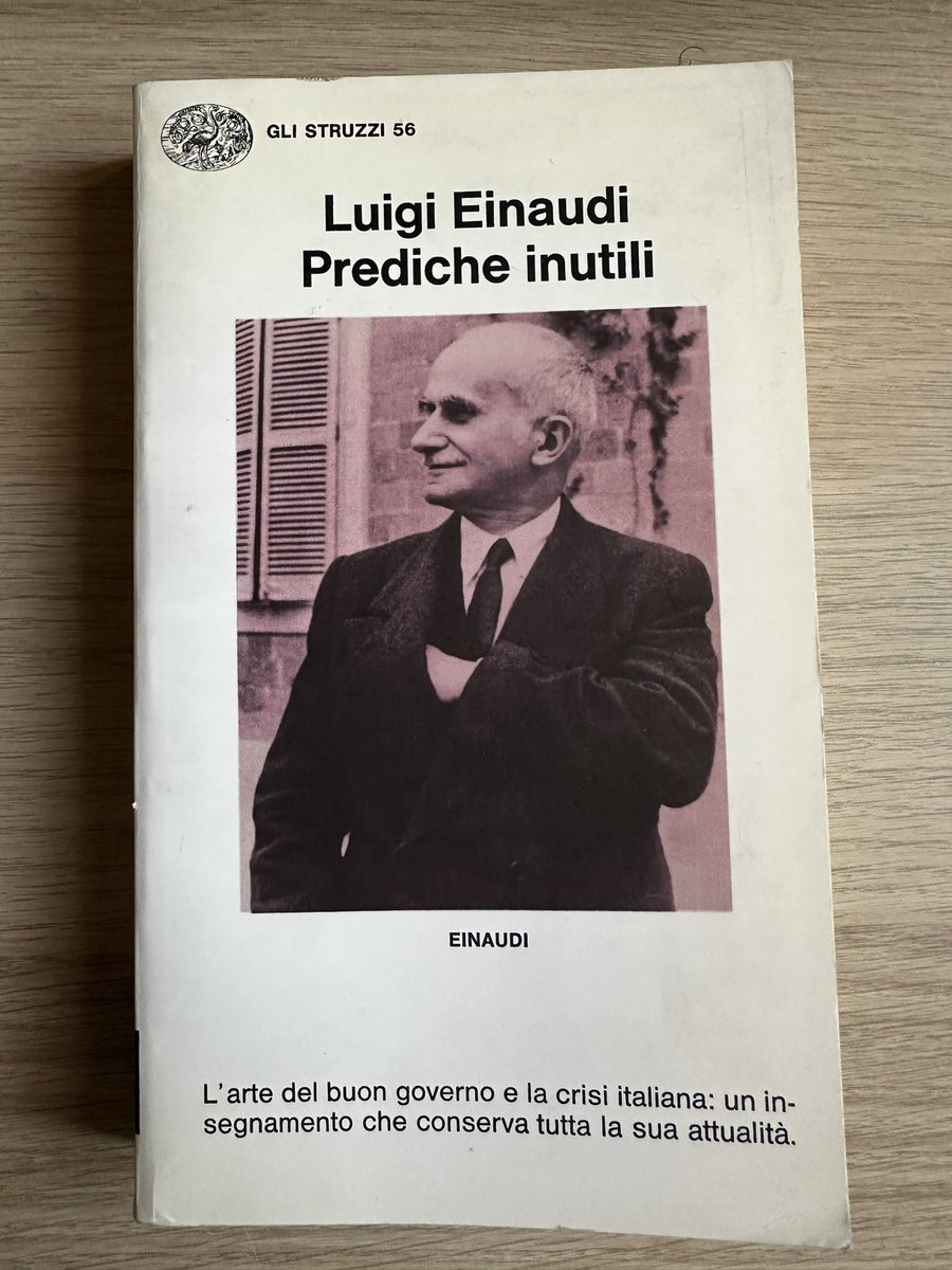 UN LIBRO AL GIORNO/394

PREDICHE INUTILI, Luigi Einaudi, Einaudi editore, 1959

#unlibroalgiorno #leggeresempre #leggerechepassione #leggerefabene #librichepassione #libriconsigliati #leggere #libridaleggere #14aprile #cultura #librodelgiorno #liberalismo #liberale #libertà