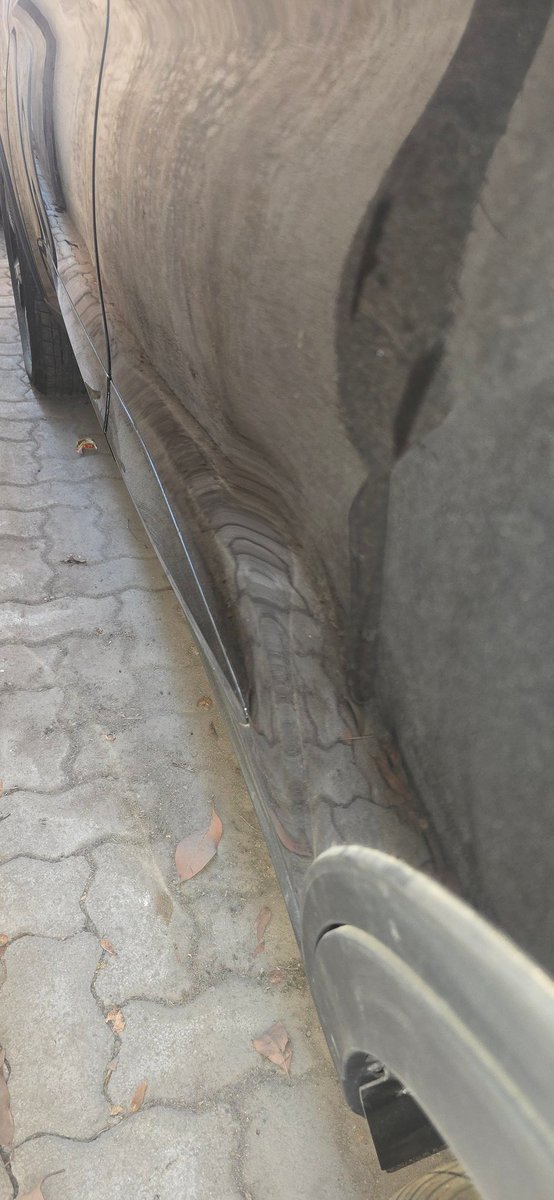 puneet4291's tweet photo. @TataMotors_Cars @TataMotors @TataCompanies @RNTata2000 @TataCompanies
Booked new nexon month back and ay the time of delivery tatamotors dealer(trident)giving me damaged car with full of scratch.already given 80%amount Need solution for this not going to take damaged car. https://t.co/UE1iLbzUZg