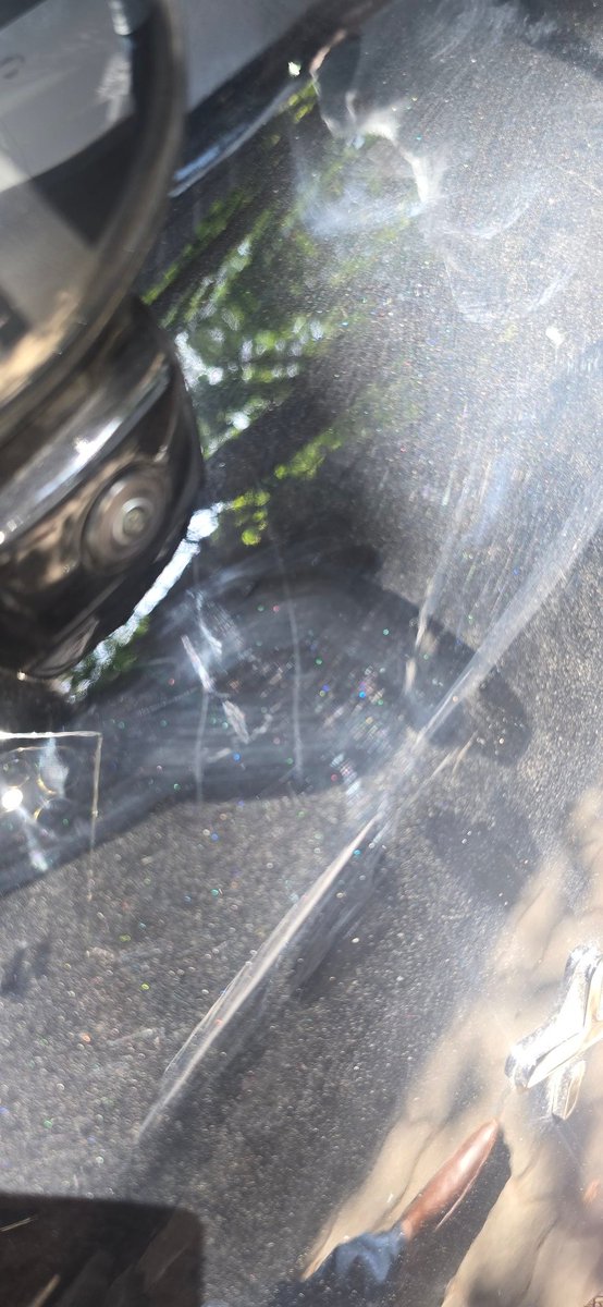 puneet4291's tweet photo. @TataMotors_Cars @TataMotors @TataCompanies @RNTata2000 @TataCompanies
Booked new nexon month back and ay the time of delivery tatamotors dealer(trident)giving me damaged car with full of scratch.already given 80%amount Need solution for this not going to take damaged car. https://t.co/UE1iLbzUZg