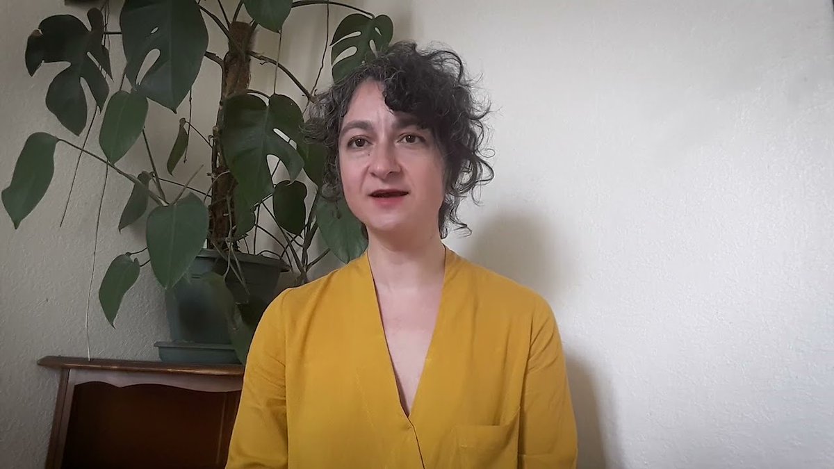 Zuhal Karagöz: “Bir bilim dalını öğrenmek, o bilim dalının geçmişteki büyük yazarlarını yakından tanımayı gerektirir daima” @albarakayayin edebiyathaber.net/zuhal-karagoz-…