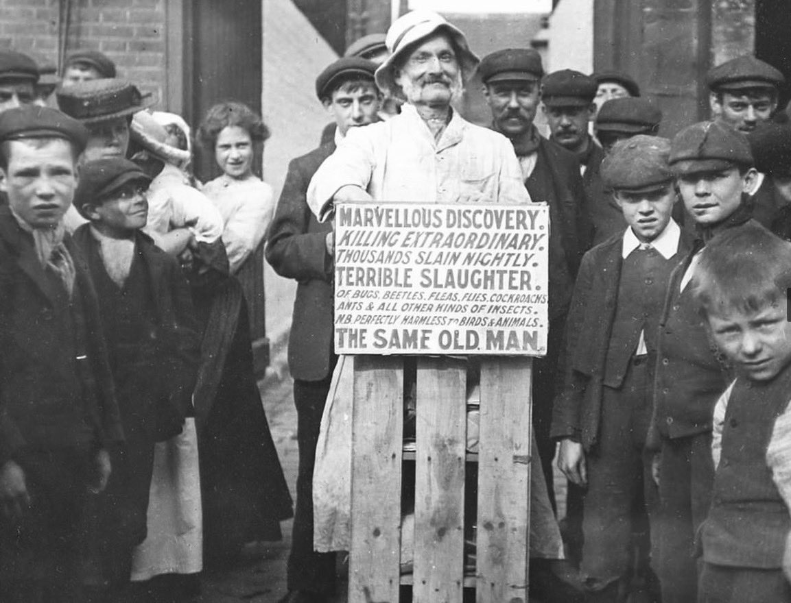 Claiming ‘Thousands Slain Nightly’ with the promise of ‘Terrible Slaughter’ - this enterprising Bug Man certainly knew how to promote his services… the-east-end.co.uk #eastend #History