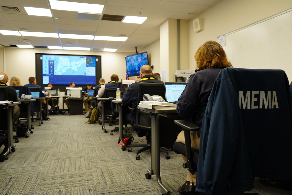 Happy Marathon morning! The Unified Coordination Center at MEMA HQ activated at 6 a.m. with ~133 personnel representing 48 federal, state, local, and nonprofit agencies working together to coordinate public safety operations for #Boston128